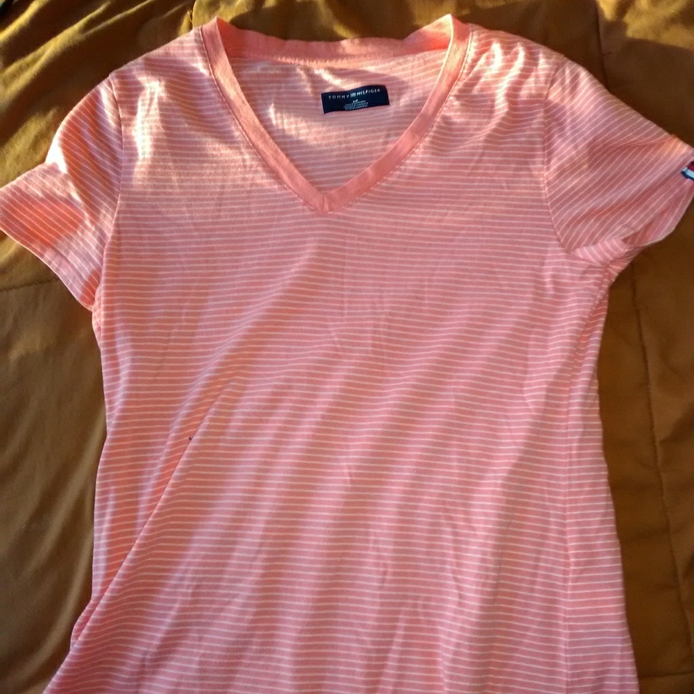 Pink tommy hilfiger tshirt